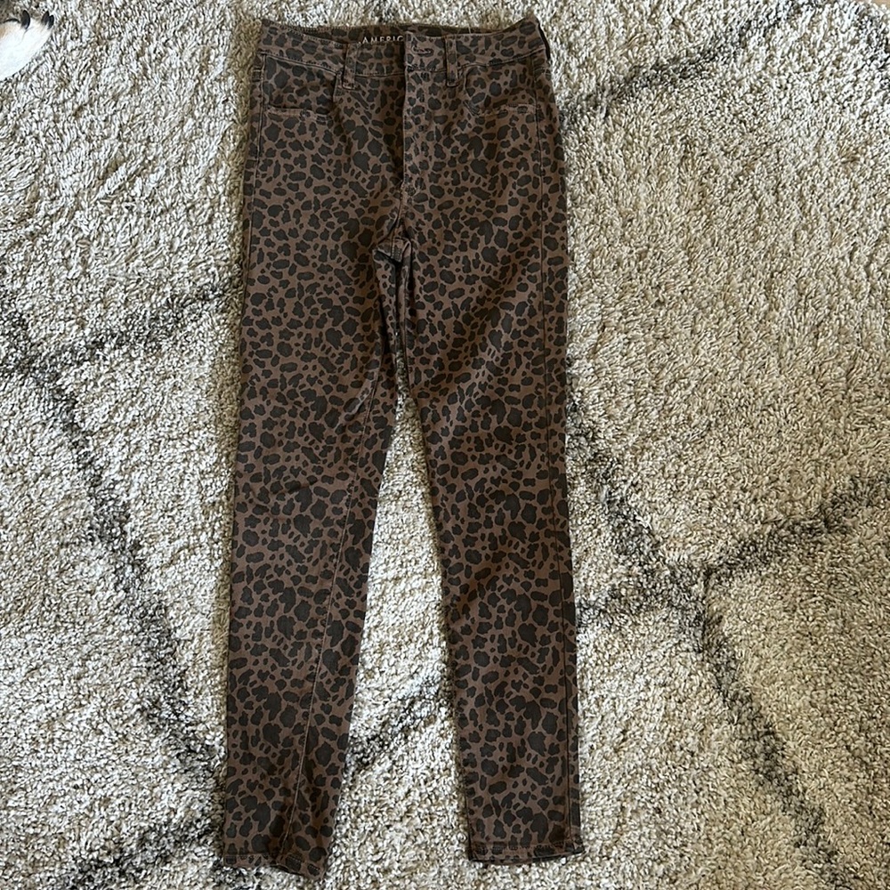 American Eagle Cheetah Jeggings